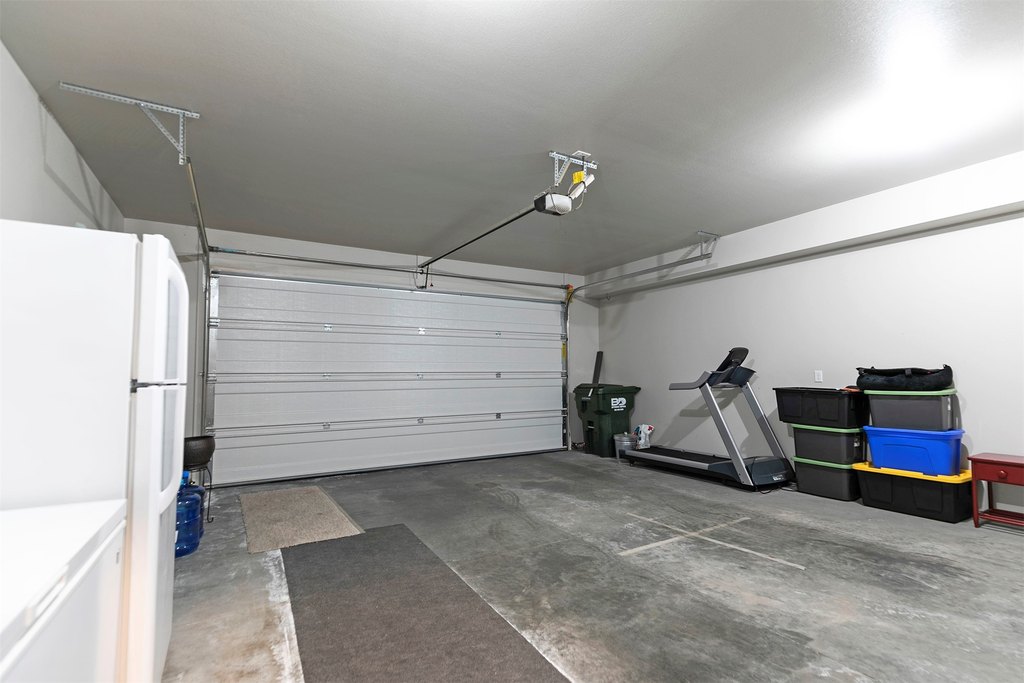 Hamilton, Montana, 59840, United States, 3 Bedrooms Bedrooms, ,2.5 BathroomsBathrooms,Residential,Forsale,1894845