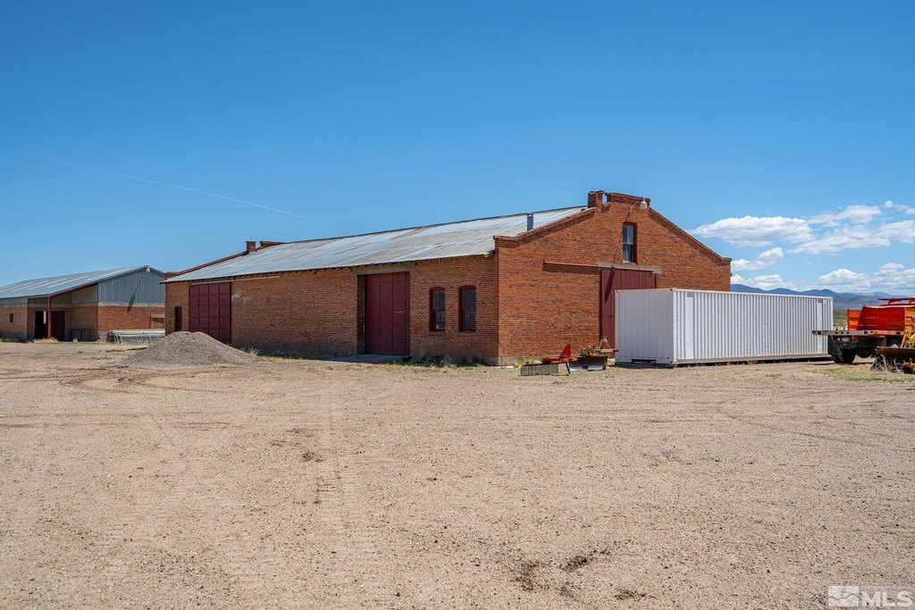 Smith, Nevada, 89430, United States, 7 Bedrooms Bedrooms, ,4.5 BathroomsBathrooms,Residential,Forsale,1910338