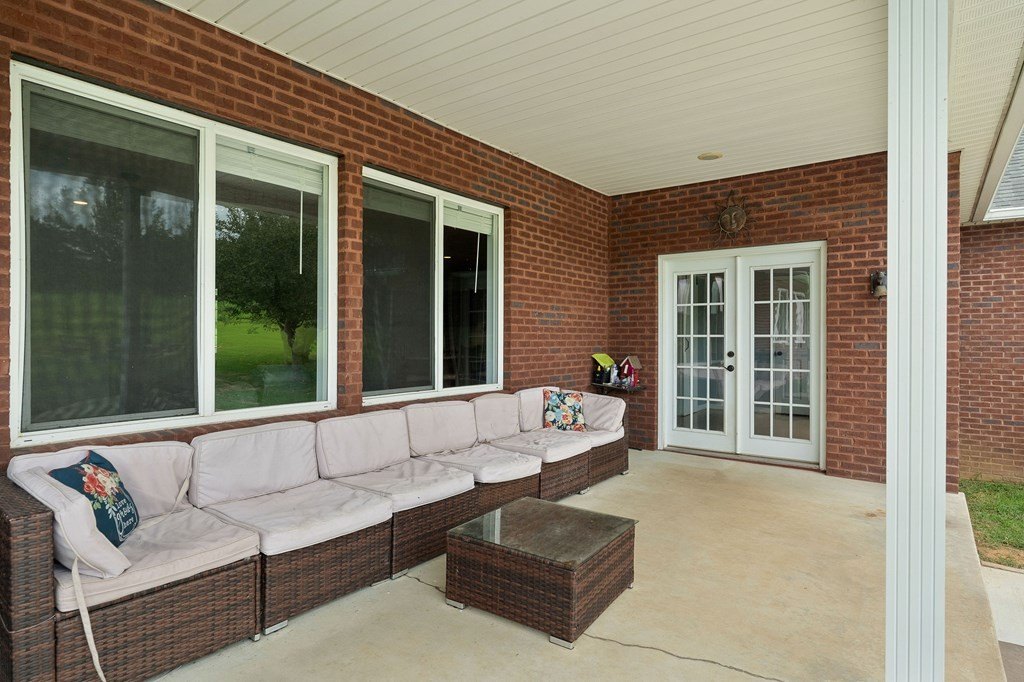 SPARTA, Tennessee, 38583, United States, 4 Bedrooms Bedrooms, ,3 BathroomsBathrooms,Residential,Forsale,1929831
