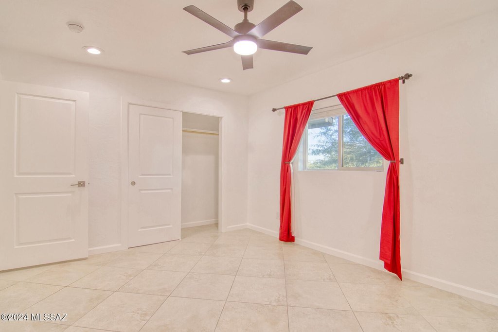 Tucson, Arizona, 85742, United States, 4 Bedrooms Bedrooms, ,2 BathroomsBathrooms,Residential,Forsale,1963526