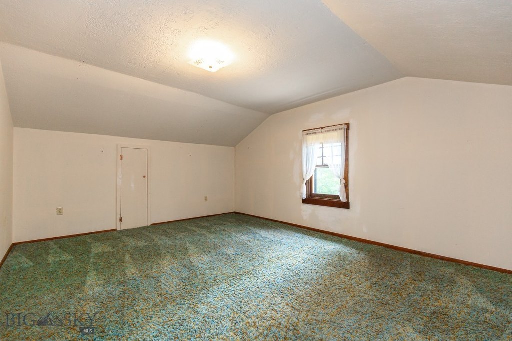 Twin Bridges, Montana, 59754, United States, 4 Bedrooms Bedrooms, ,3 BathroomsBathrooms,Residential,Forsale,1986963