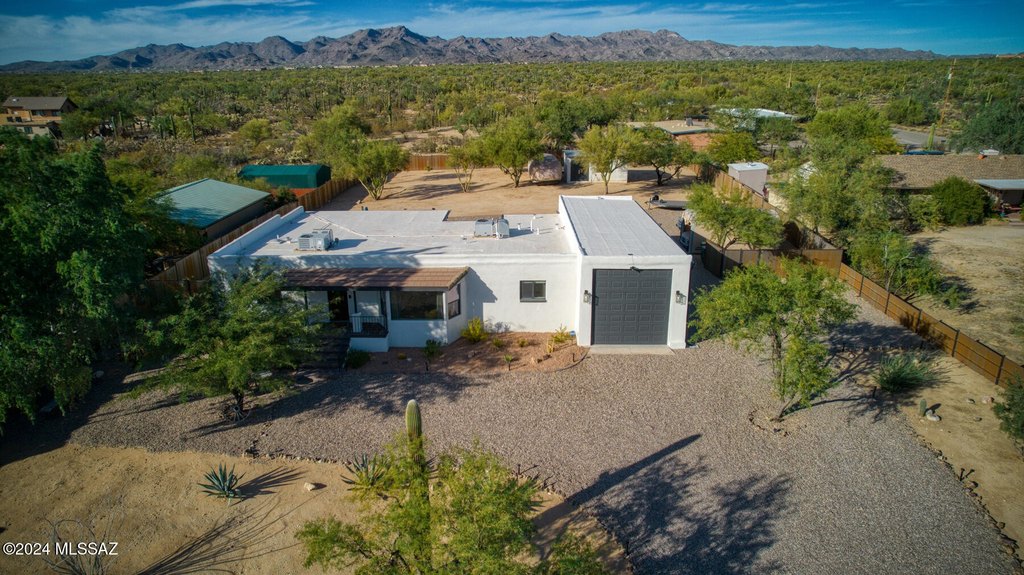 Tucson, Arizona, 85742, United States, 4 Bedrooms Bedrooms, ,2 BathroomsBathrooms,Residential,Forsale,1963526