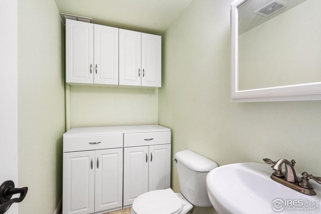 Loveland, Colorado, 80537, United States, 3 Bedrooms Bedrooms, ,2.5 BathroomsBathrooms,Residential,Forsale,1926788