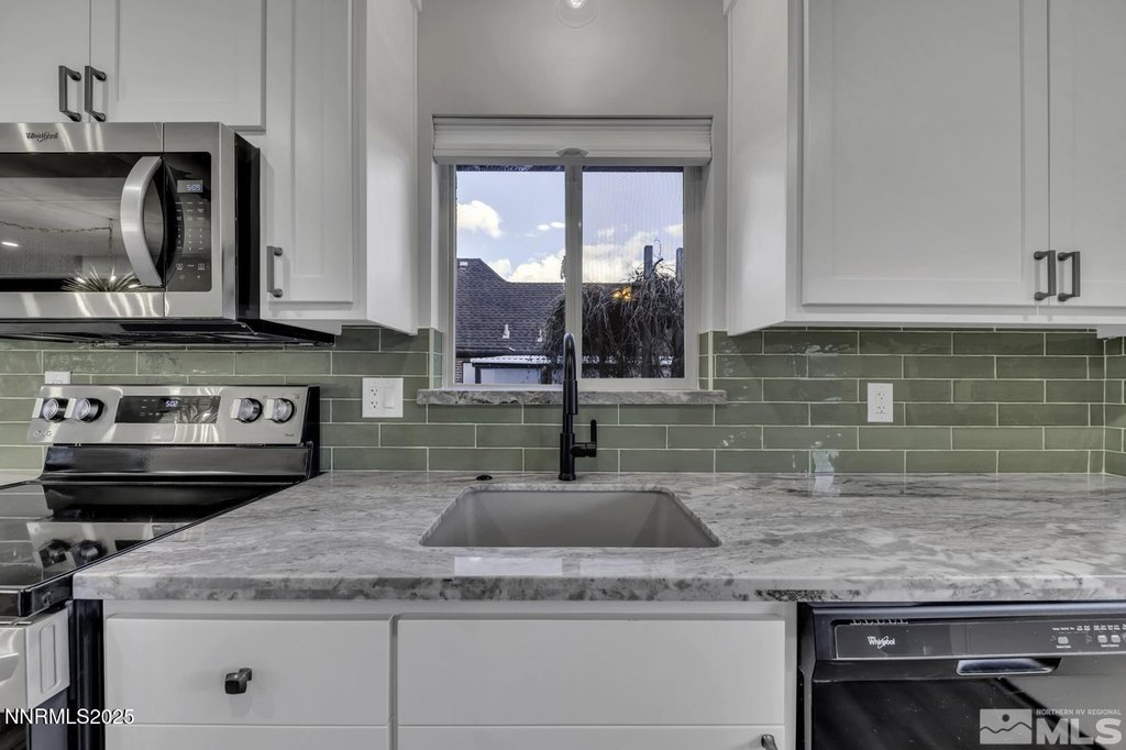 Reno, Nevada, 89509, United States, 2 Bedrooms Bedrooms, ,2 BathroomsBathrooms,Residential,Forsale,1936738