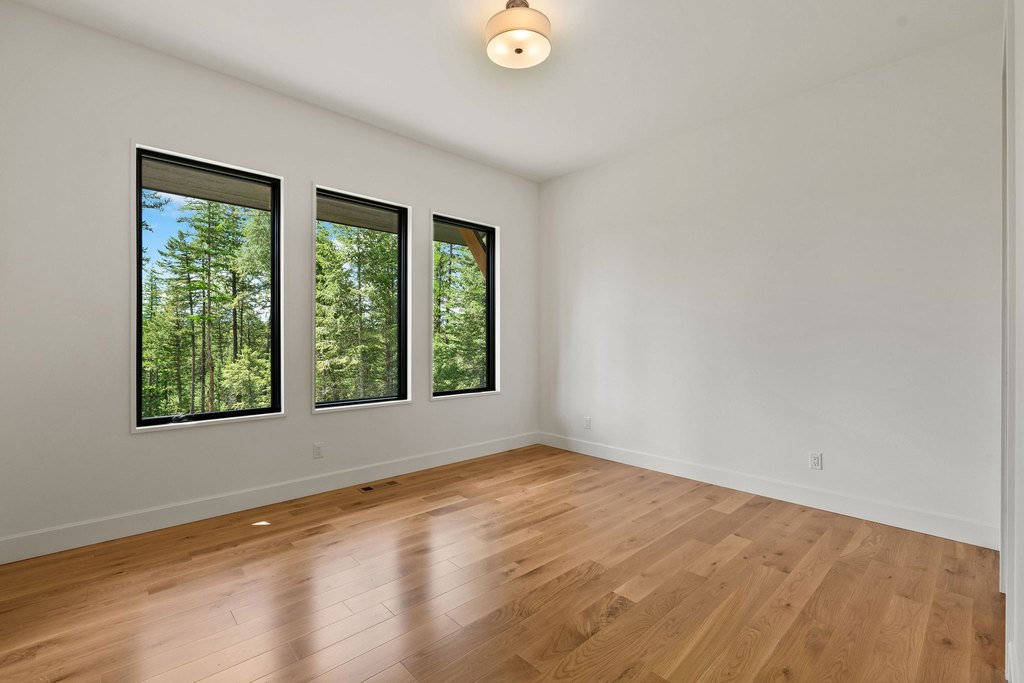 Whitefish, Montana, 59937, United States, 4 Bedrooms Bedrooms, ,3.5 BathroomsBathrooms,Residential,Forsale,1894895