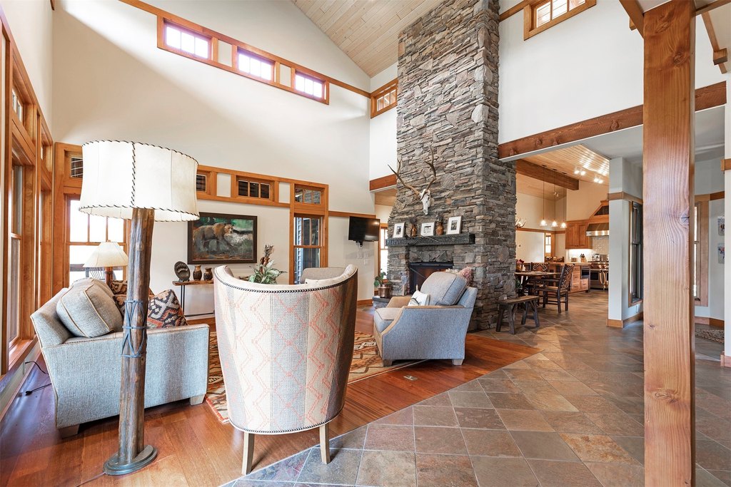 Hamilton, Montana, 59840, United States, 3 Bedrooms Bedrooms, ,4.5 BathroomsBathrooms,Residential,Forsale,1941163
