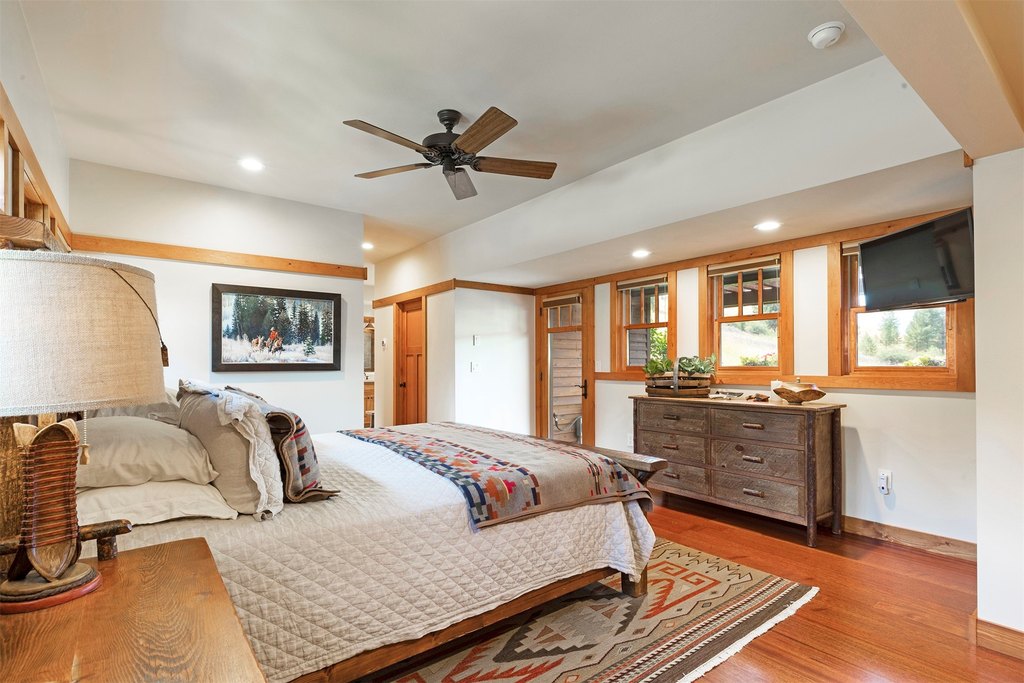 Hamilton, Montana, 59840, United States, 3 Bedrooms Bedrooms, ,4.5 BathroomsBathrooms,Residential,Forsale,1941163
