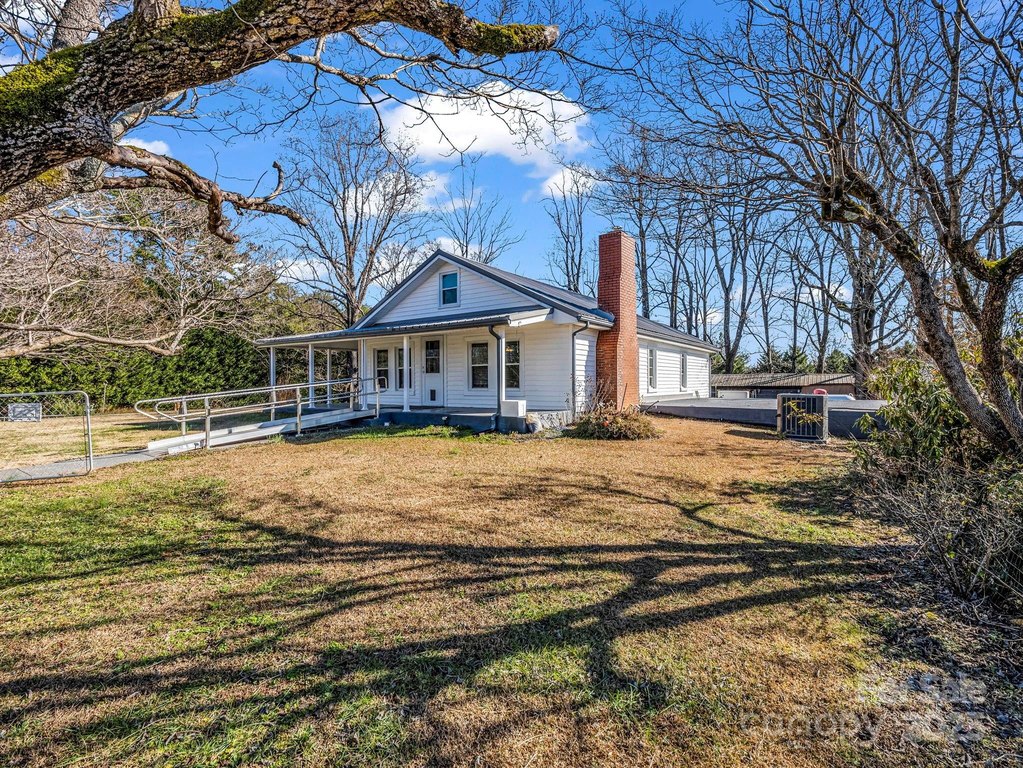 Columbus, North Carolina, 28722, United States, 3 Bedrooms Bedrooms, ,2 BathroomsBathrooms,Residential,Forsale,1964330