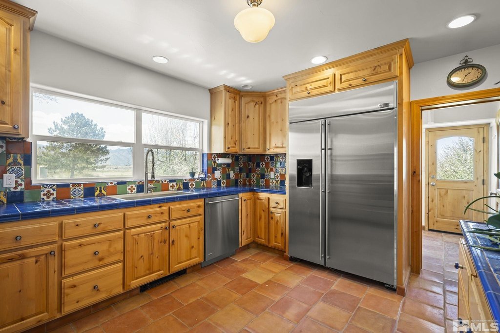 Smith, Nevada, 89430, United States, 7 Bedrooms Bedrooms, ,4.5 BathroomsBathrooms,Residential,Forsale,1910338