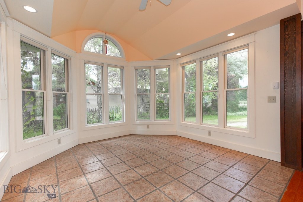 Twin Bridges, Montana, 59754, United States, 4 Bedrooms Bedrooms, ,3 BathroomsBathrooms,Residential,Forsale,1986963