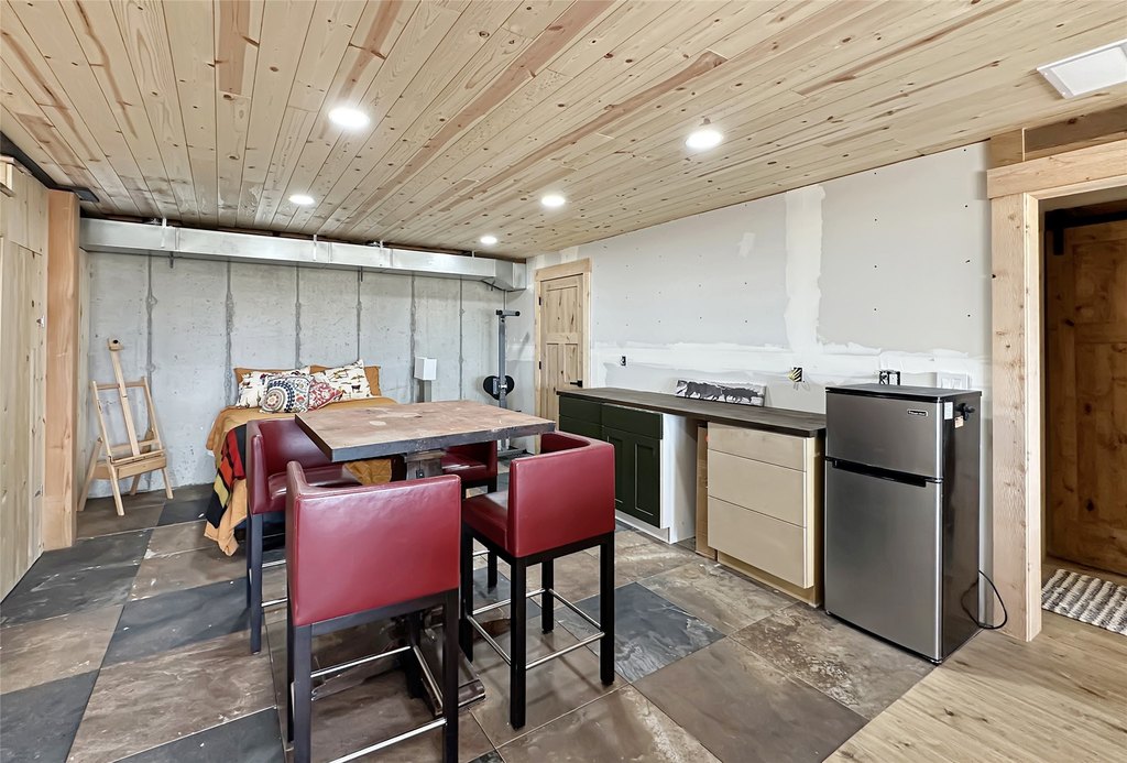 Ennis, Montana, 59729, United States, 4 Bedrooms Bedrooms, ,3.5 BathroomsBathrooms,Residential,Forsale,1941159