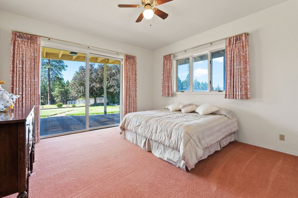 Bigfork, Montana, 59911, United States, 3 Bedrooms Bedrooms, ,3.5 BathroomsBathrooms,Residential,Forsale,1914976