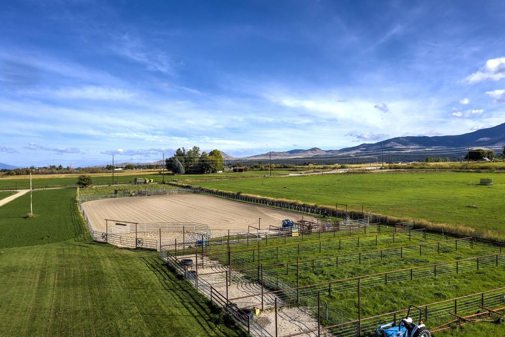 Corvallis, Montana, 59828, United States, 3 Bedrooms Bedrooms, ,3.5 BathroomsBathrooms,Residential,Forsale,1941162