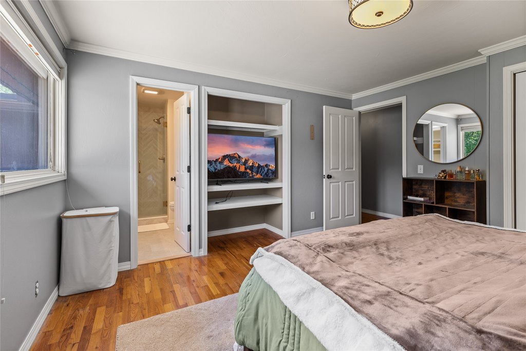 Missoula, Montana, 59803, United States, 5 Bedrooms Bedrooms, ,3 BathroomsBathrooms,Residential,Forsale,1914968