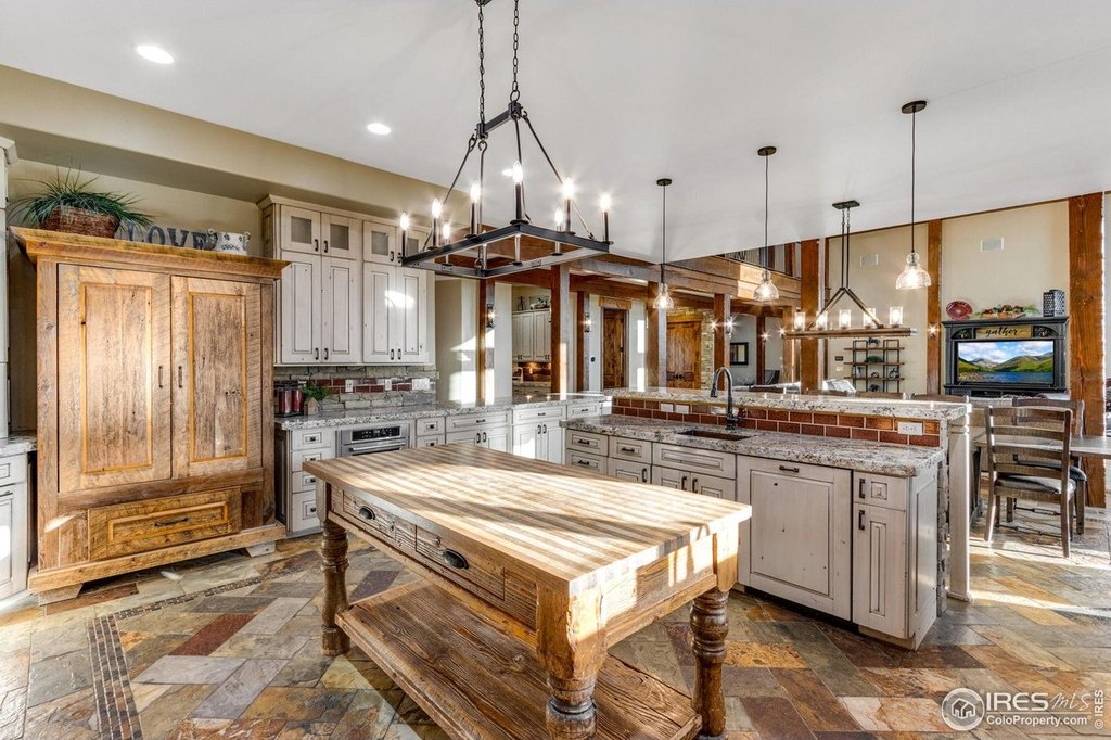 Mead, Colorado, 80542, United States, 8 Bedrooms Bedrooms, ,10.5 BathroomsBathrooms,Residential,Forsale,1926792