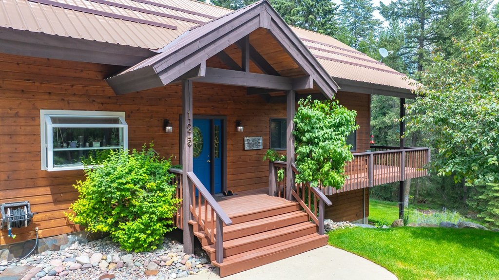 Whitefish, Montana, 59937, United States, 5 Bedrooms Bedrooms, ,3 BathroomsBathrooms,Residential,Forsale,1941155