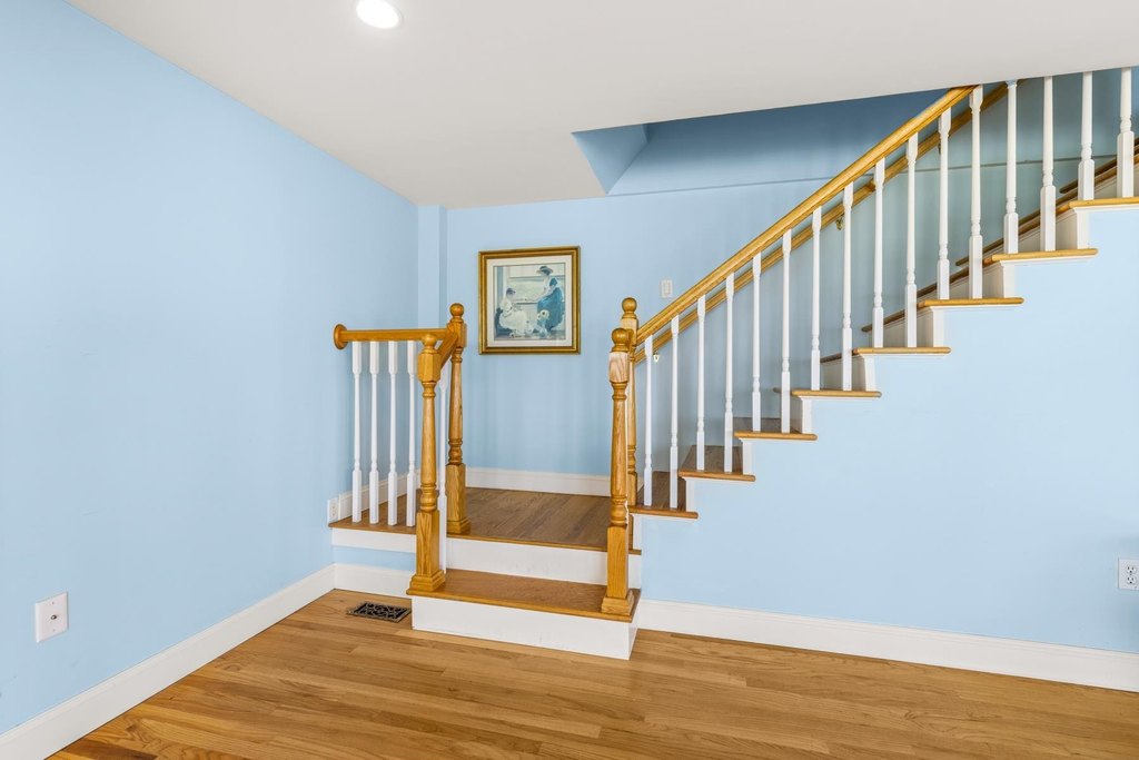 Seabrook, New Hampshire, 03874, United States, 4 Bedrooms Bedrooms, ,3 BathroomsBathrooms,Residential,Forsale,1934007