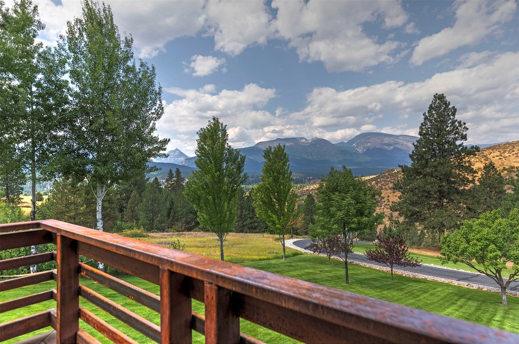 Hamilton, Montana, 59840, United States, 3 Bedrooms Bedrooms, ,4.5 BathroomsBathrooms,Residential,Forsale,1941163