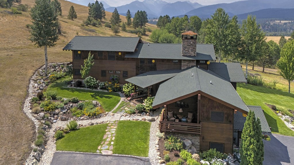 Hamilton, Montana, 59840, United States, 3 Bedrooms Bedrooms, ,4.5 BathroomsBathrooms,Residential,Forsale,1941163