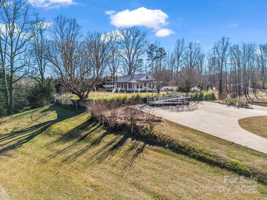 Columbus, North Carolina, 28722, United States, 3 Bedrooms Bedrooms, ,2 BathroomsBathrooms,Residential,Forsale,1964330