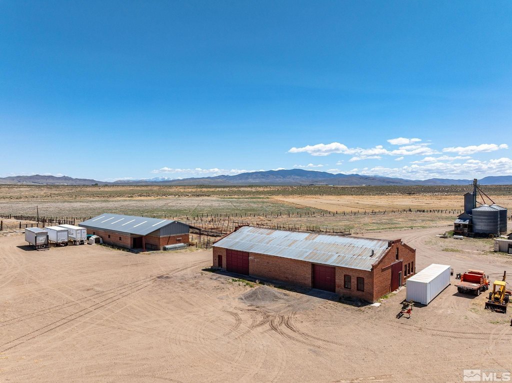 Smith, Nevada, 89430, United States, 7 Bedrooms Bedrooms, ,4.5 BathroomsBathrooms,Residential,Forsale,1910338