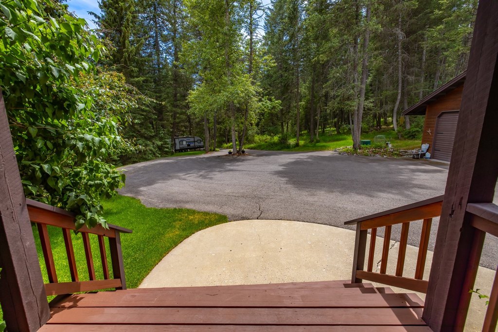 Whitefish, Montana, 59937, United States, 5 Bedrooms Bedrooms, ,3 BathroomsBathrooms,Residential,Forsale,1941155