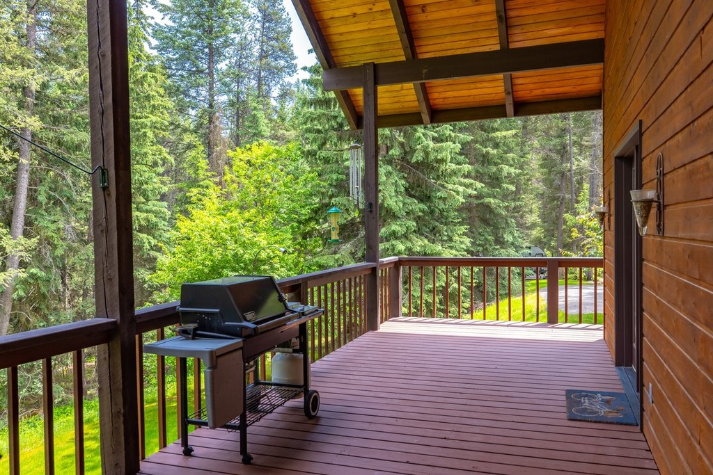 Whitefish, Montana, 59937, United States, 5 Bedrooms Bedrooms, ,3 BathroomsBathrooms,Residential,Forsale,1941155