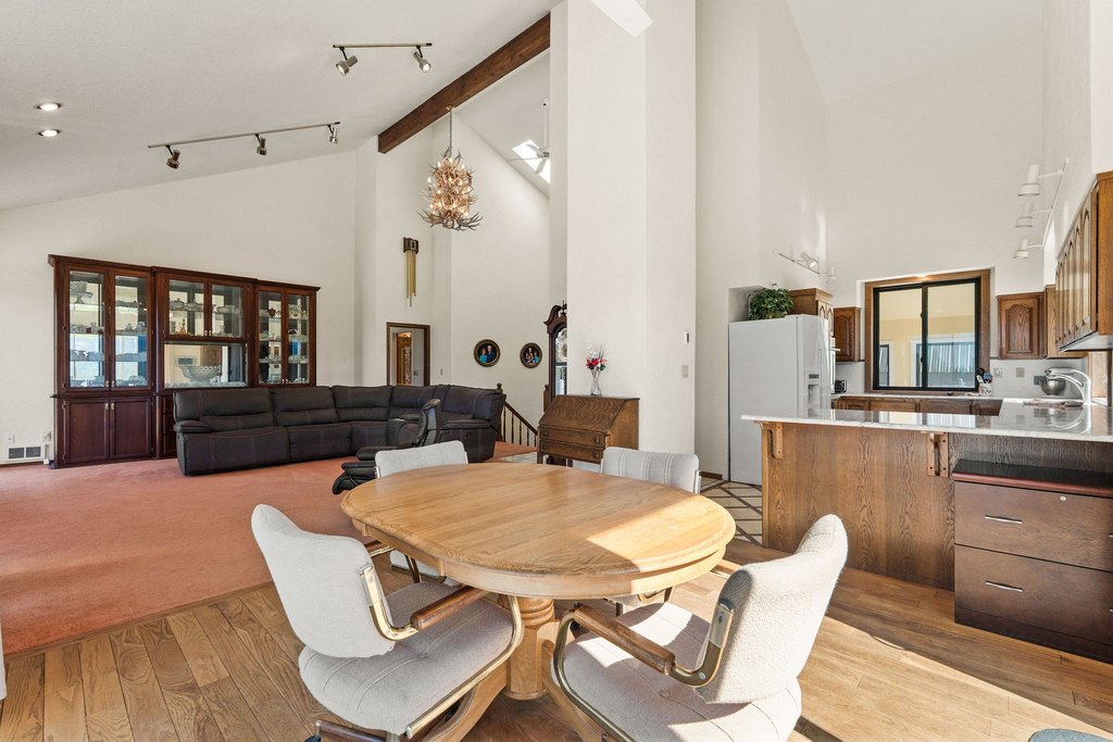 Bigfork, Montana, 59911, United States, 3 Bedrooms Bedrooms, ,3.5 BathroomsBathrooms,Residential,Forsale,1914976