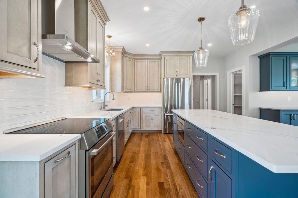 Kittery, Maine, 03905, United States, 3 Bedrooms Bedrooms, ,2.5 BathroomsBathrooms,Residential,Forsale,1968472