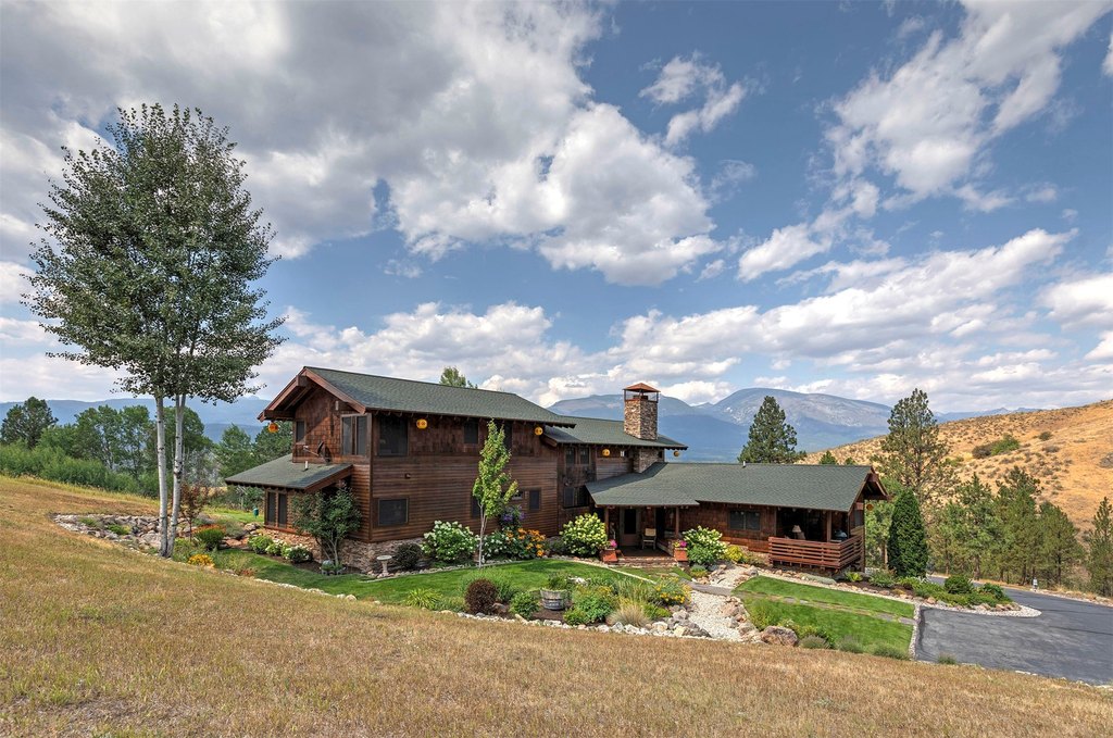 Hamilton, Montana, 59840, United States, 3 Bedrooms Bedrooms, ,4.5 BathroomsBathrooms,Residential,Forsale,1941163