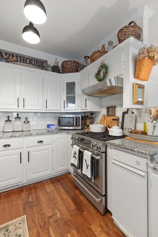 SPARTA, Tennessee, 38583, United States, 3 Bedrooms Bedrooms, ,3 BathroomsBathrooms,Residential,Forsale,1929841