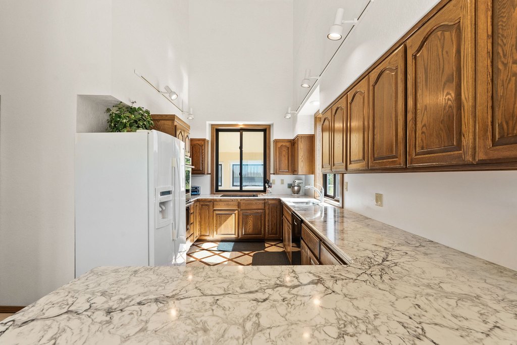 Bigfork, Montana, 59911, United States, 3 Bedrooms Bedrooms, ,3.5 BathroomsBathrooms,Residential,Forsale,1914976