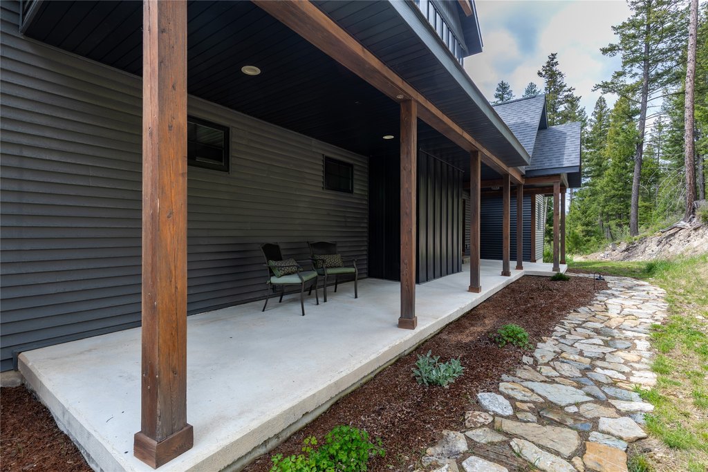 Kila, Montana, 59920, United States, 4 Bedrooms Bedrooms, ,3.5 BathroomsBathrooms,Residential,Forsale,1941183