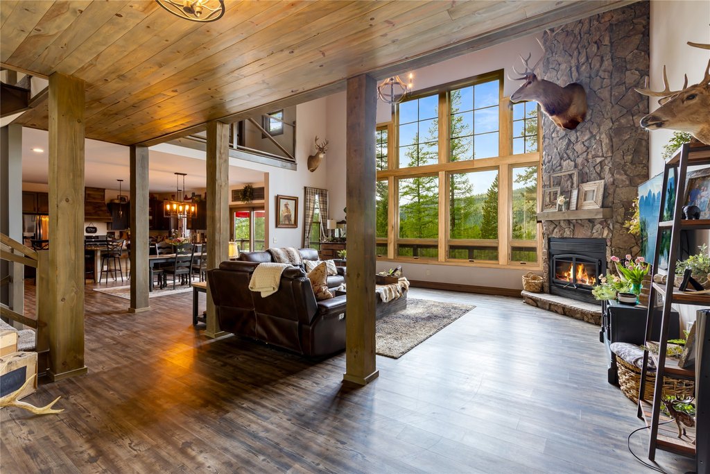 Kila, Montana, 59920, United States, 4 Bedrooms Bedrooms, ,3.5 BathroomsBathrooms,Residential,Forsale,1941183