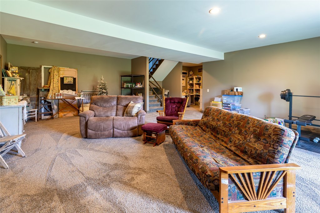 Kila, Montana, 59920, United States, 4 Bedrooms Bedrooms, ,3.5 BathroomsBathrooms,Residential,Forsale,1941183