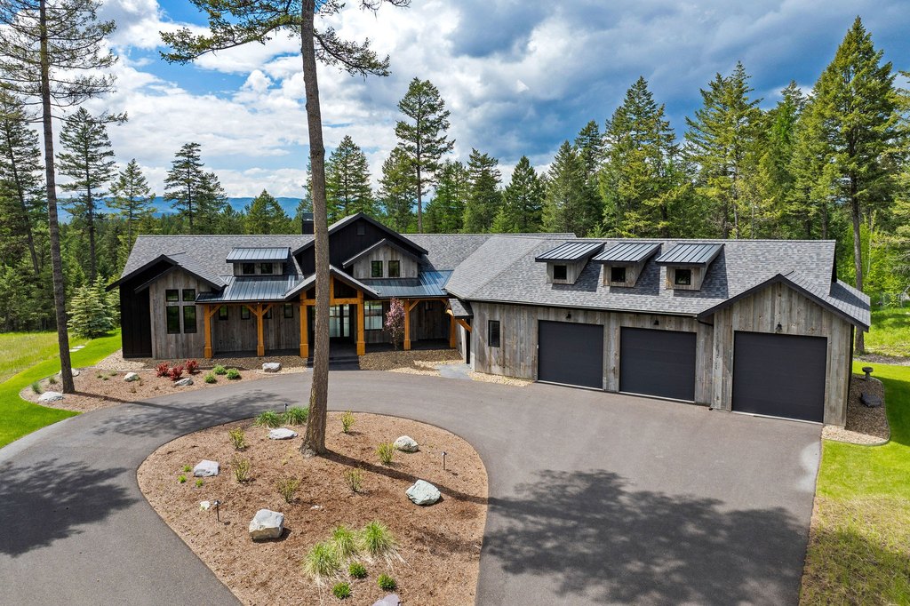 Whitefish, Montana, 59937, United States, 4 Bedrooms Bedrooms, ,3.5 BathroomsBathrooms,Residential,Forsale,1894895