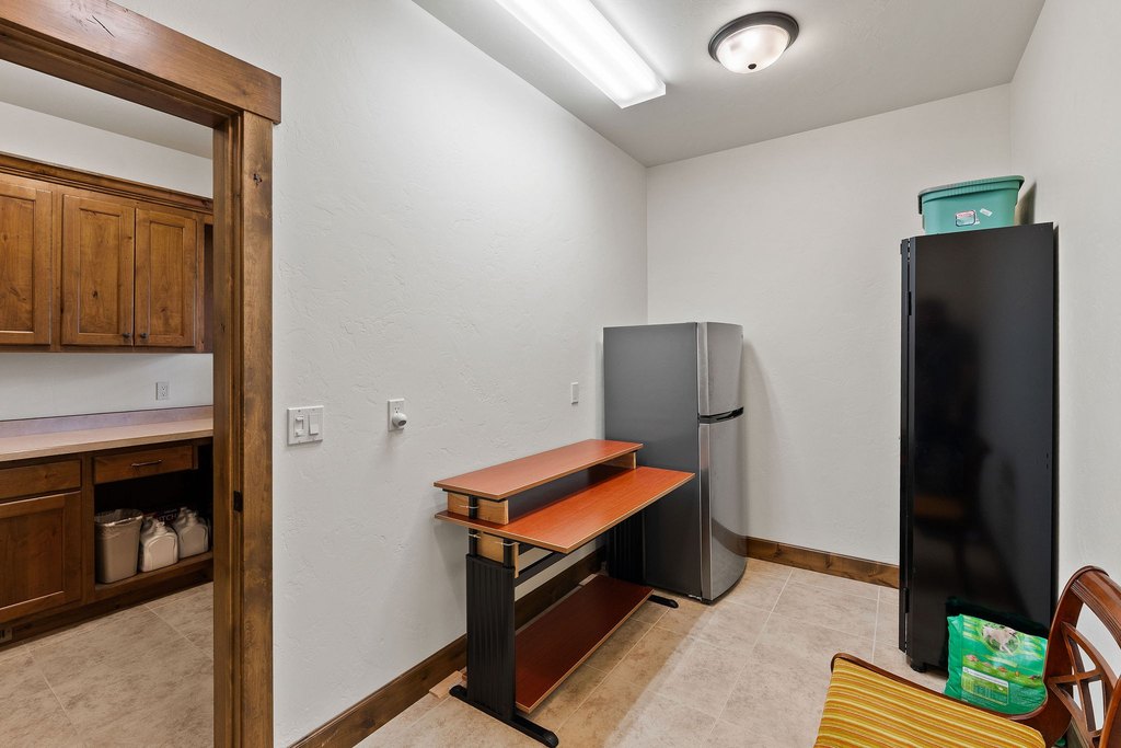 Columbia Falls, Montana, 59912, United States, 3 Bedrooms Bedrooms, ,3 BathroomsBathrooms,Residential,Forsale,1894901