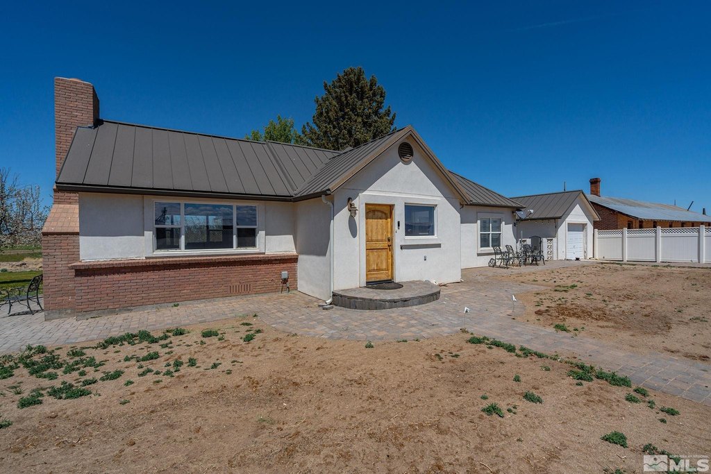 Smith, Nevada, 89430, United States, 7 Bedrooms Bedrooms, ,4.5 BathroomsBathrooms,Residential,Forsale,1910338