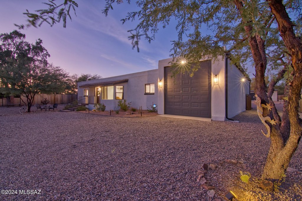 Tucson, Arizona, 85742, United States, 4 Bedrooms Bedrooms, ,2 BathroomsBathrooms,Residential,Forsale,1963526