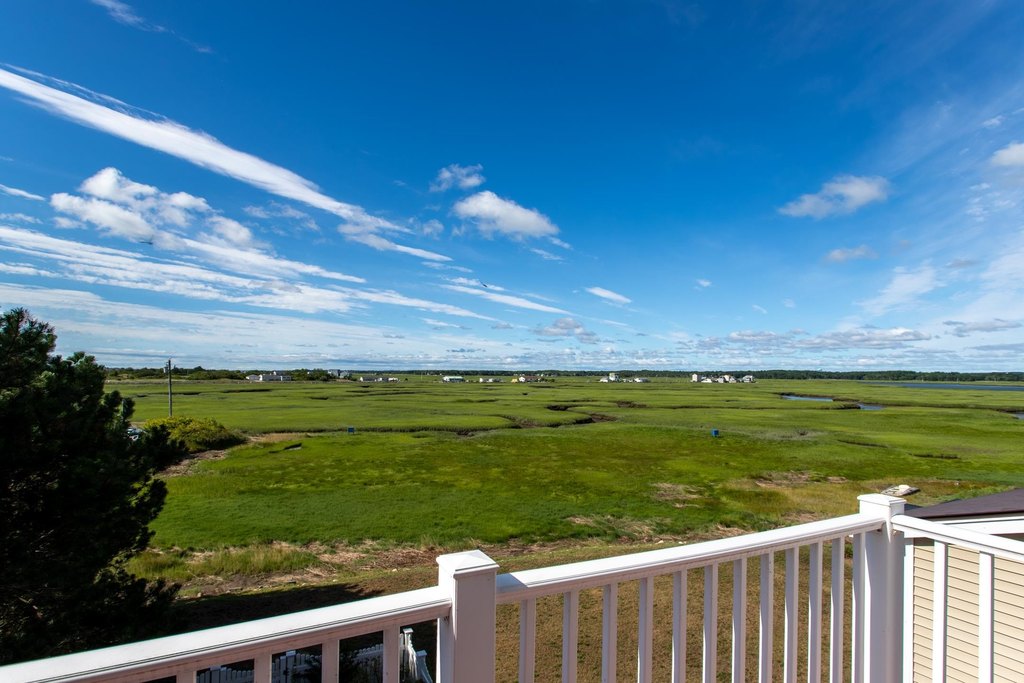 Seabrook, New Hampshire, 03874, United States, 3 Bedrooms Bedrooms, ,2.5 BathroomsBathrooms,Residential,Forsale,1941253