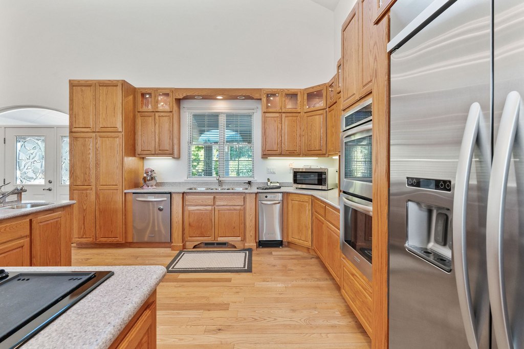 Bigfork, Montana, 59911, United States, 4 Bedrooms Bedrooms, ,4.5 BathroomsBathrooms,Residential,Forsale,1914978