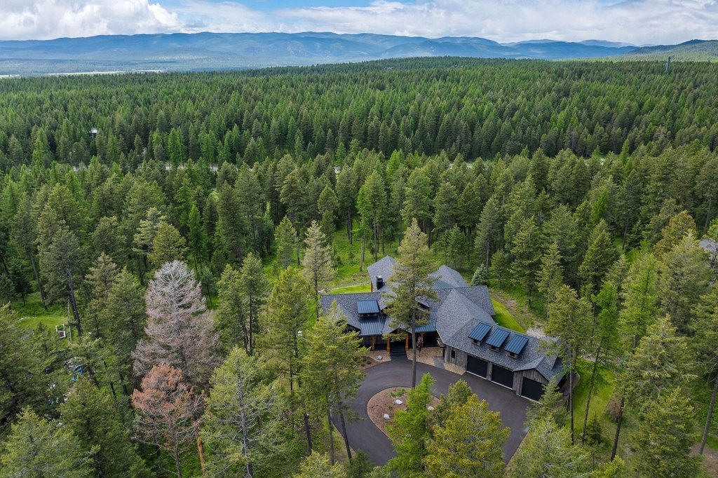 Whitefish, Montana, 59937, United States, 4 Bedrooms Bedrooms, ,3.5 BathroomsBathrooms,Residential,Forsale,1894895