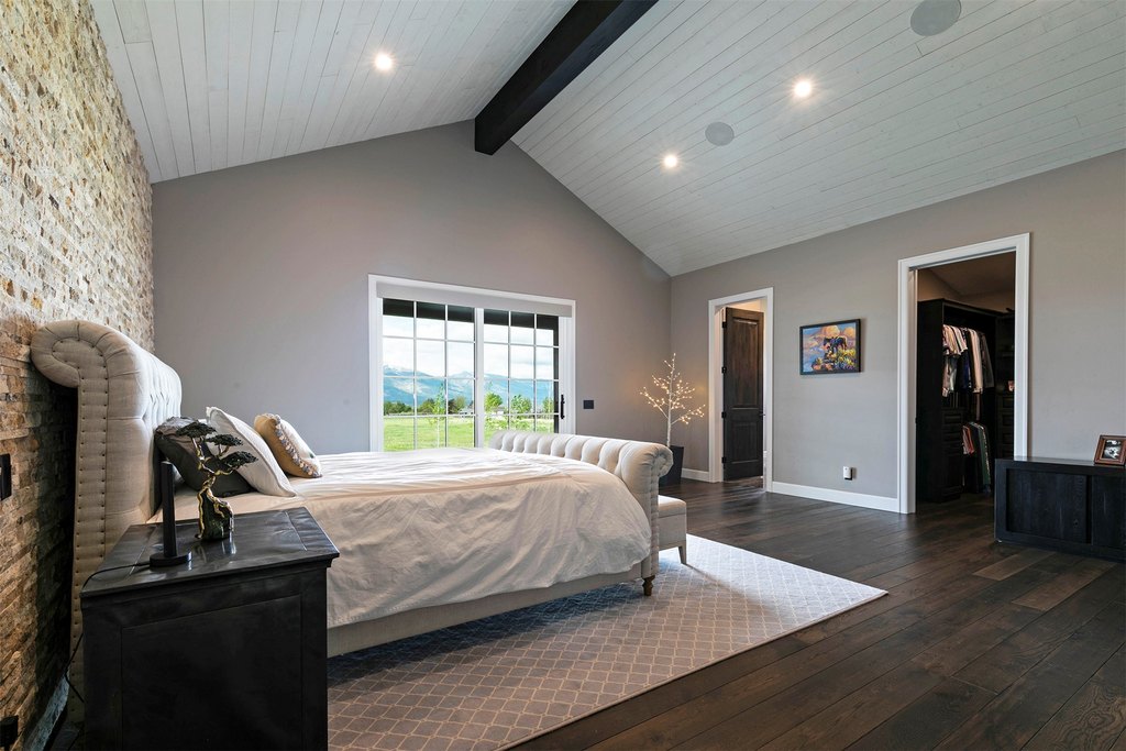 Hamilton, Montana, 59840, United States, 4 Bedrooms Bedrooms, ,3.5 BathroomsBathrooms,Residential,Forsale,1941174