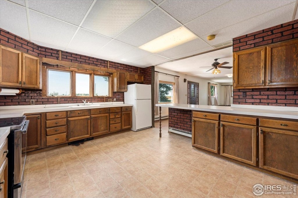 Brush, Colorado, 80723, United States, 4 Bedrooms Bedrooms, ,2 BathroomsBathrooms,Residential,Forsale,1926785