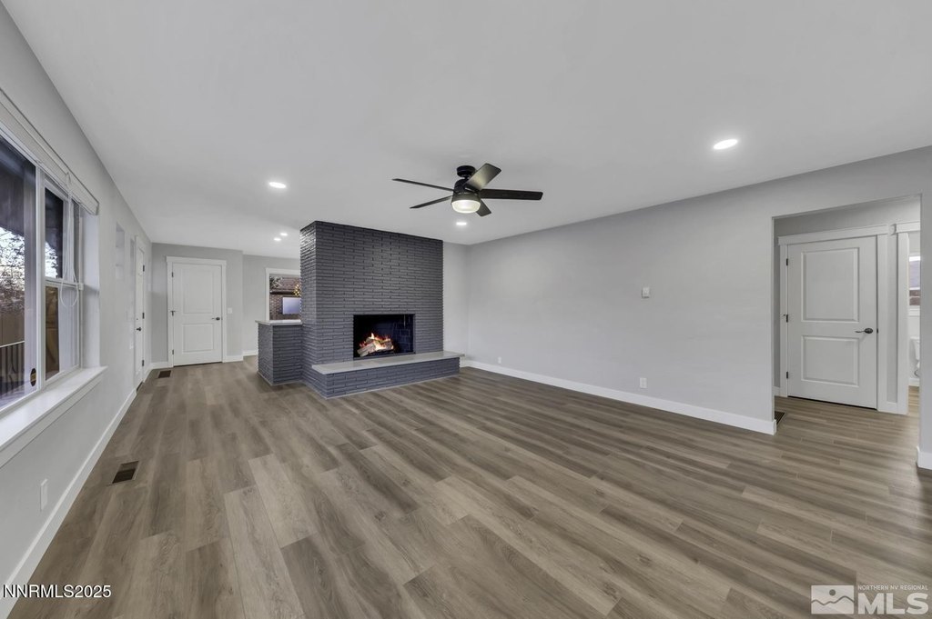 Reno, Nevada, 89509, United States, 2 Bedrooms Bedrooms, ,2 BathroomsBathrooms,Residential,Forsale,1936738