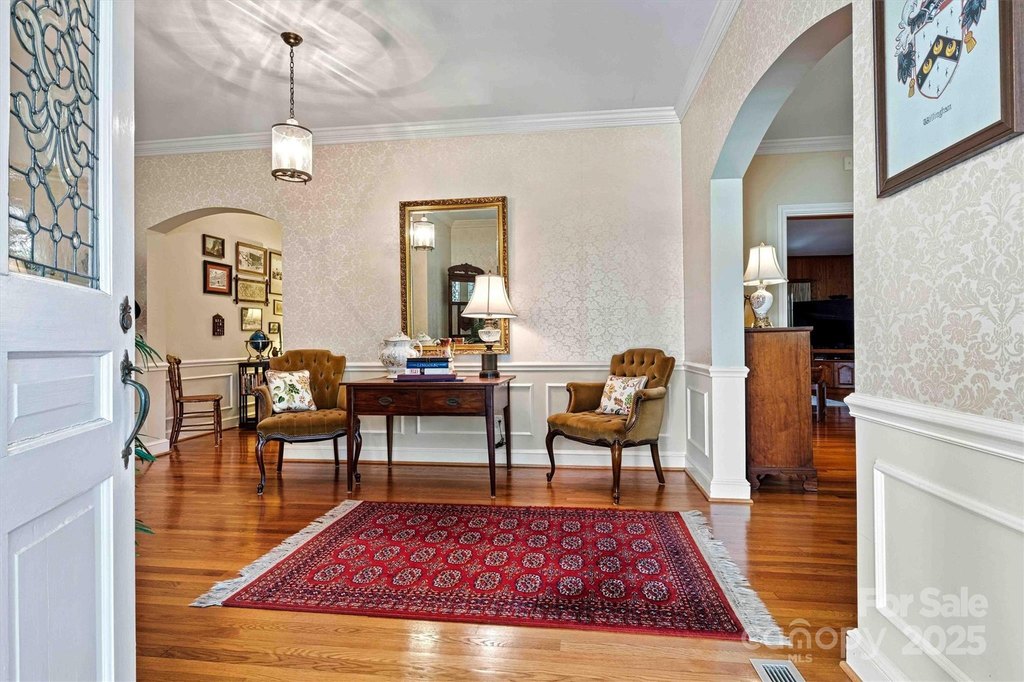 Hickory, North Carolina, 28601, United States, 4 Bedrooms Bedrooms, ,3.5 BathroomsBathrooms,Residential,Forsale,1985895