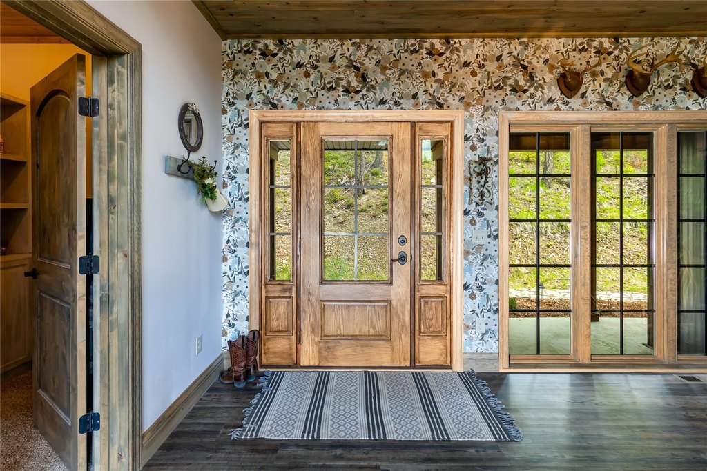 Kila, Montana, 59920, United States, 4 Bedrooms Bedrooms, ,3.5 BathroomsBathrooms,Residential,Forsale,1941183