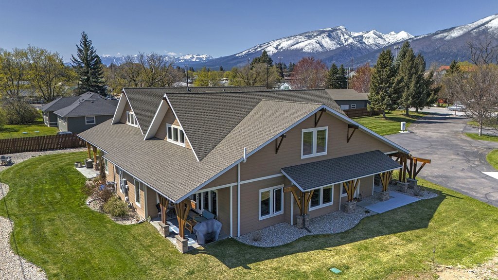 Hamilton, Montana, 59840, United States, 3 Bedrooms Bedrooms, ,2.5 BathroomsBathrooms,Residential,Forsale,1894845