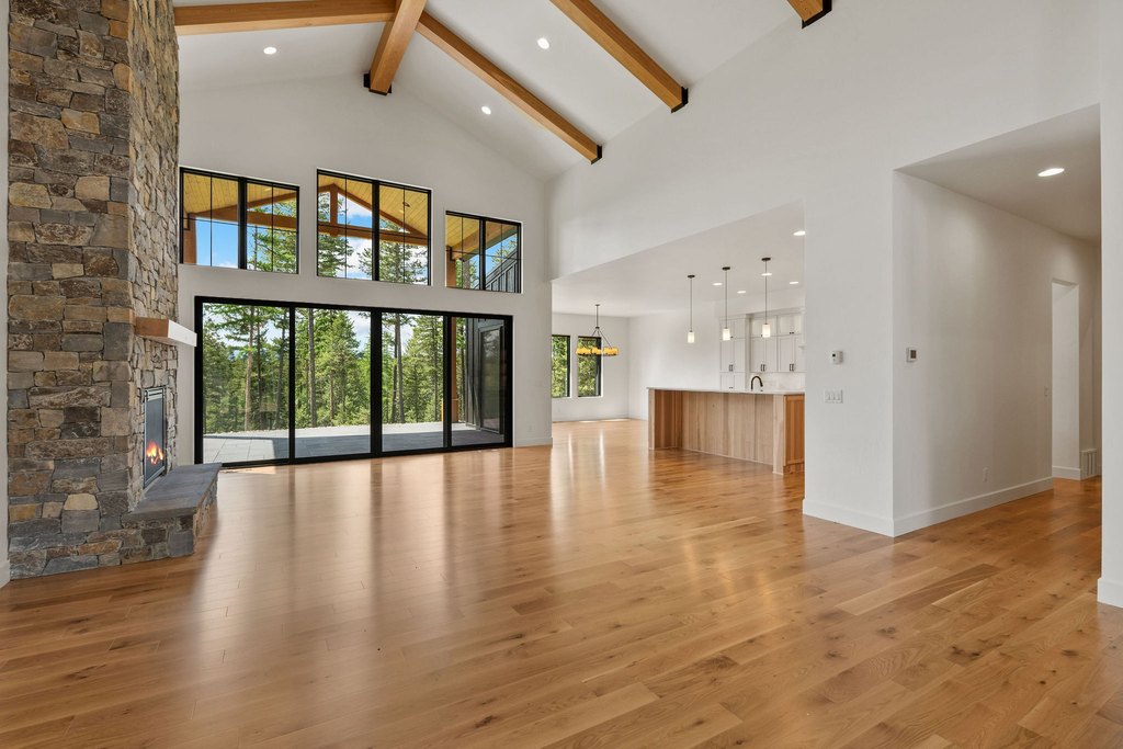 Whitefish, Montana, 59937, United States, 4 Bedrooms Bedrooms, ,3.5 BathroomsBathrooms,Residential,Forsale,1894895