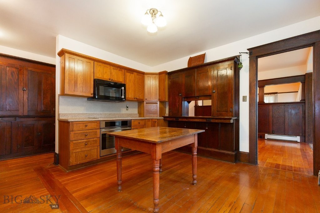 Twin Bridges, Montana, 59754, United States, 4 Bedrooms Bedrooms, ,3 BathroomsBathrooms,Residential,Forsale,1986963